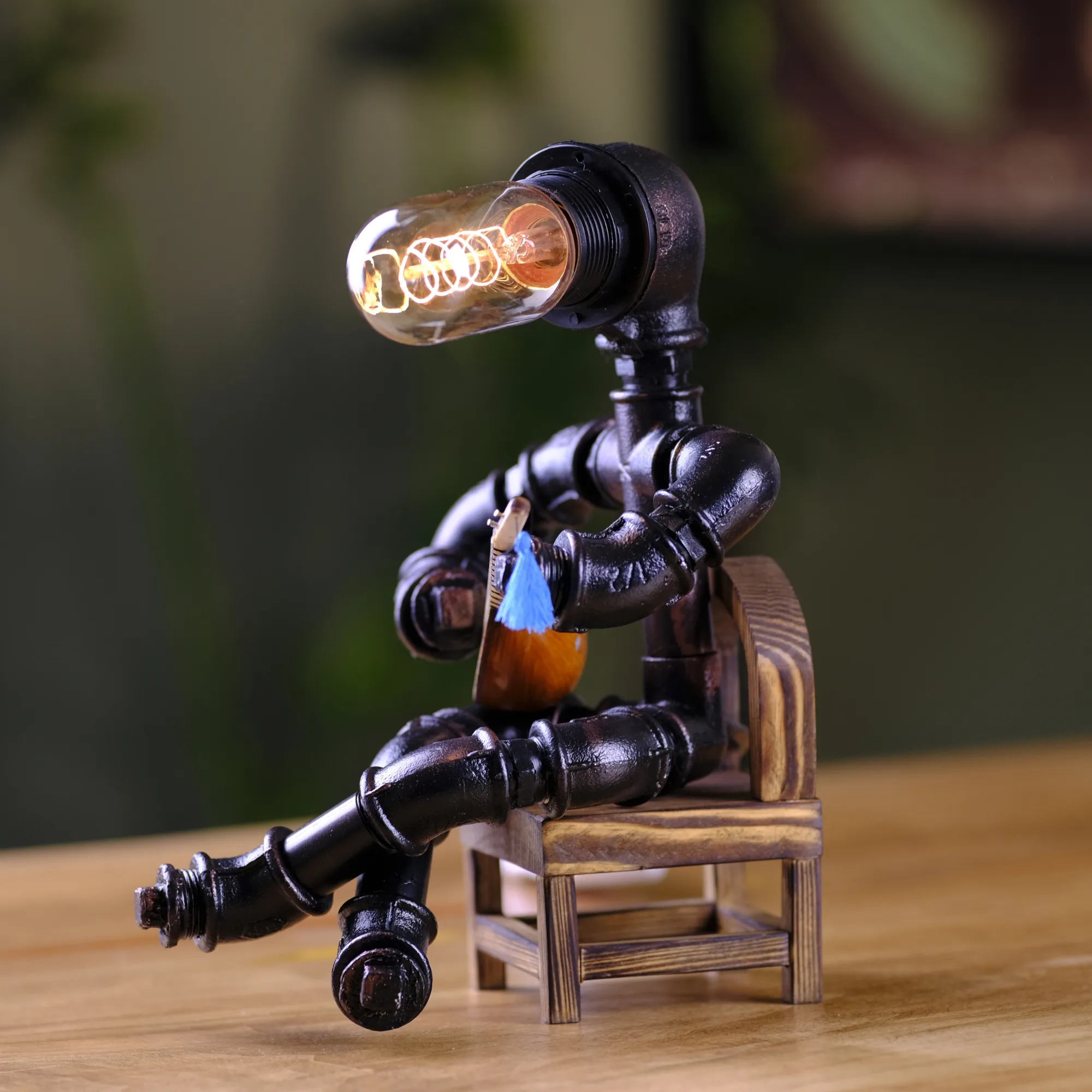Neşet Night Lamp